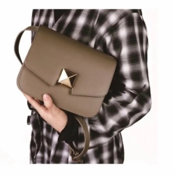 EMP.T LABEL Handbags - COPY - EMP.T LABEL
Cube Box NWOT